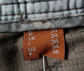 Bermuda camuflaje Esprit