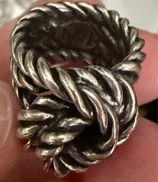 Anillo nudo Bimba y Lola plata. Talla 17