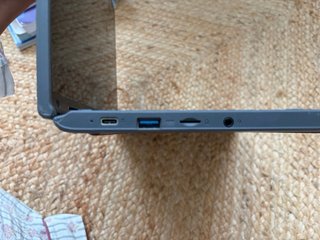 Ordenador Lenovo negro