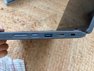 Ordenador Lenovo negro