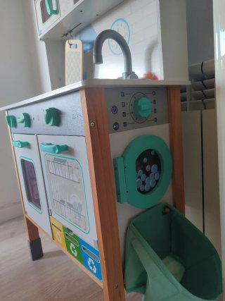 Cocinita de madera infantil