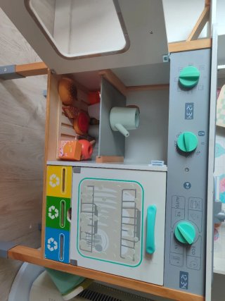 Cocinita de madera infantil
