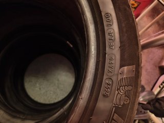 4 Neumáticos Michelin Primacy 245/45R18