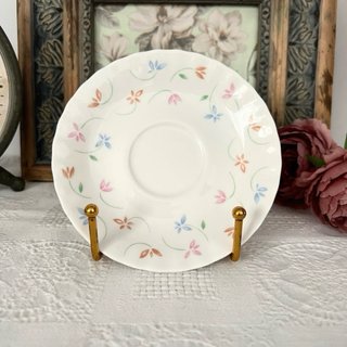 Taza y plato Royal Albert porcelana