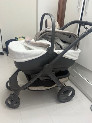 Capazo y Silla de Paseo Chicco