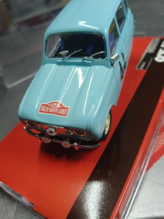 Scalextric Renault 4L Montecarlo 44
