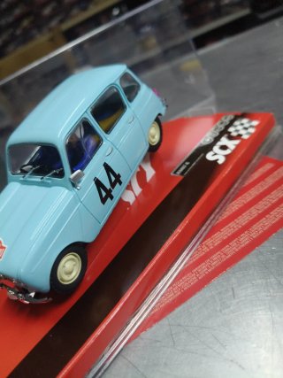 Scalextric Renault 4L Montecarlo 44