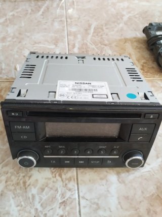Radio Nissan Juke F50