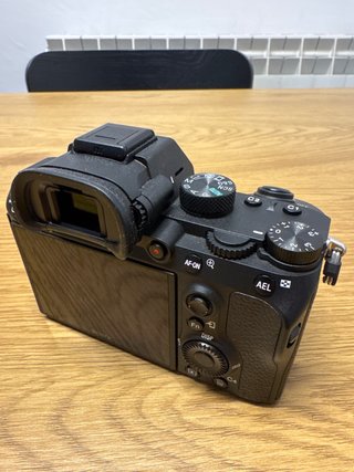Sony Alpha 7 III 4K (comprada 2026)