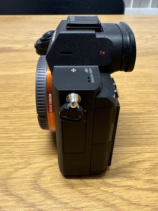 Sony Alpha 7 III 4K (comprada 2026)