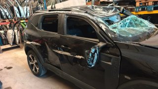 Dacia Duster siniestrado