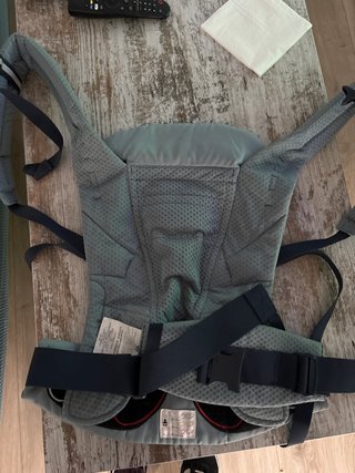 Mochila Ergobaby Porteo Gris