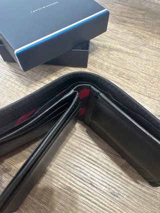 Cartera Tommy Hilfiger Hombre Negra Pequeña