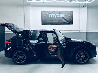 Porsche Cayenne 2020