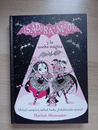 Pack 5 libros "Isadora Moon"