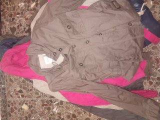 Lote 6 Chaquetas Beige y Multicolor Talla XL,L,M