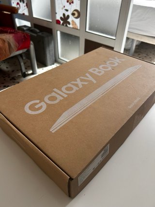 Portátil Samsung Galaxy Book 2 i7 16GB RAM 512GB