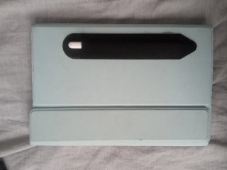 Tablet Samsung Negra + Accesorios