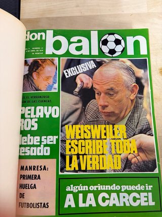 Revista Don Balon encuadernada en varios tomos.