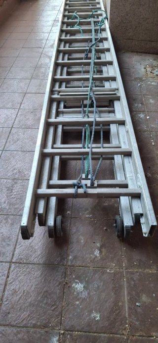 Escalera aluminio 15 metros