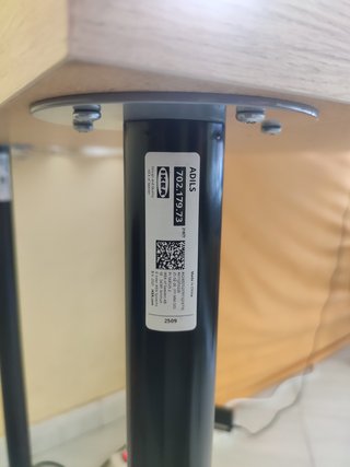 Escritorio IKEA 120x60x72 cm, en perfecto estado.