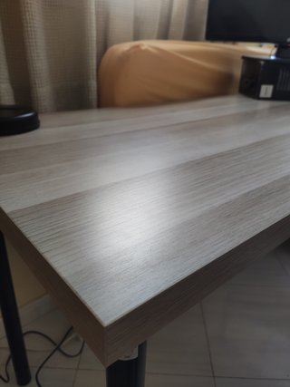 Escritorio IKEA 120x60x72 cm, en perfecto estado.
