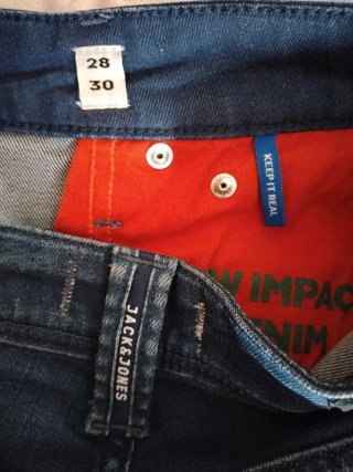 Vaqueros de la marca Jack & Jones, modelo slim