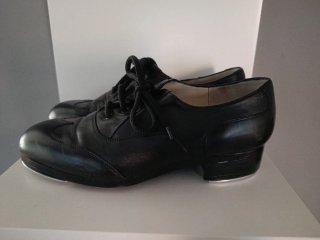 Zapatos de claqué Capezio / Menkes negros con poco
