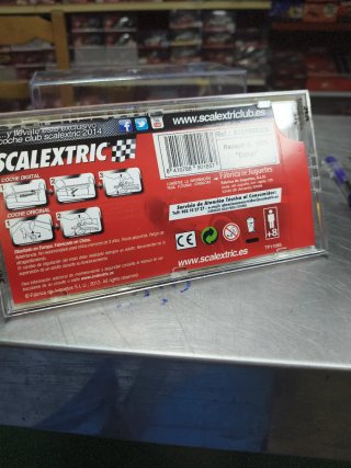 Scalextric Renault 4L Dakar 1979