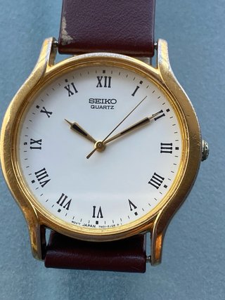 Reloj Seiko Quartz Dorado y Marrón Vintage