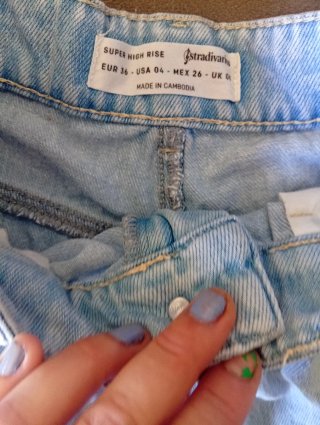Shorts vaqueros Stradivarius talla 36