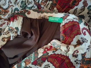 Vestido Benetton estampado paisley