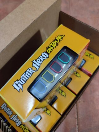 Caja distribucion Bundle Guitar Hero On Tour