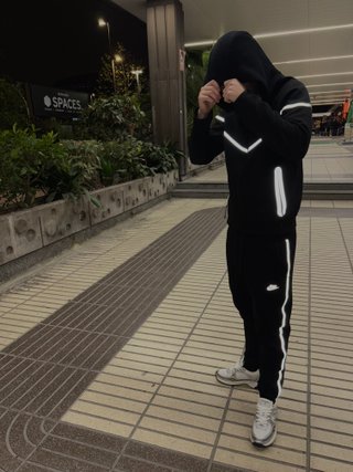 Conjunto Chándal Nike Tech Fleece Reflectante
