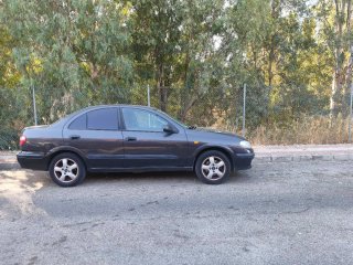 Nissan Almera 2000
