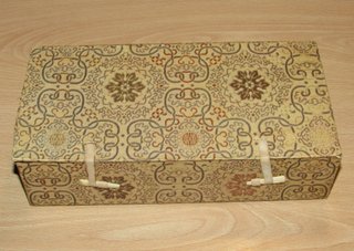 Set di 4 vasi cinesi in metallo traforato cloisonné anni '70