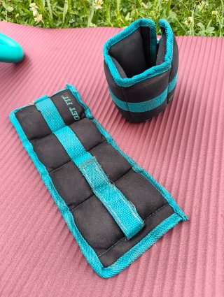 Pack Pilates: Esterilla, Pesas y Aro