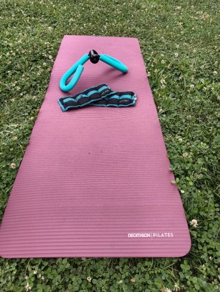 Pack Pilates: Esterilla, Pesas y Aro