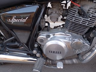 Yamaha SR 250 Especial guardabarros delantero