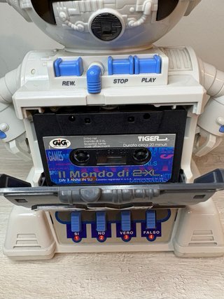 Robot Tiger 2-XL GiG 1992 funzionante con cassetta