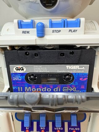 Robot Tiger 2-XL GiG 1992 funzionante con cassetta