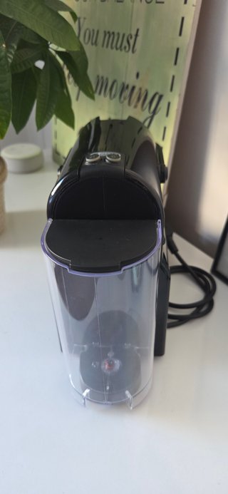 MACCHINA DA CAFFÈ NESPRESSO INISSIA - COME NUOVA!