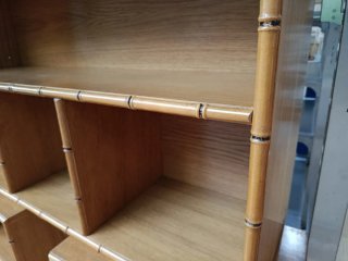Muebles de madera y bambú