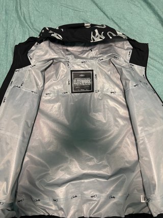 Chaqueta Cortavientos Corteiz Reflectante Negra