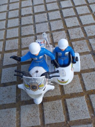 Moto Policía Juguete con Sidecar