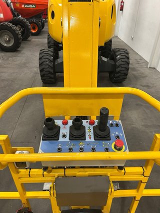 PLATAFORMA ELEVADORA HAULOTTE HA 16 SPX