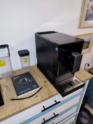 Cafetera Cecotec Power Matic-ccino Cremma