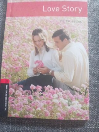 Oxford Bookworms Library: Stage 3: Love Story