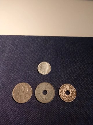 Lote 4 monedas antiguas coleccionismo