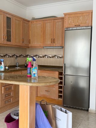 Cocina completa madera y granito